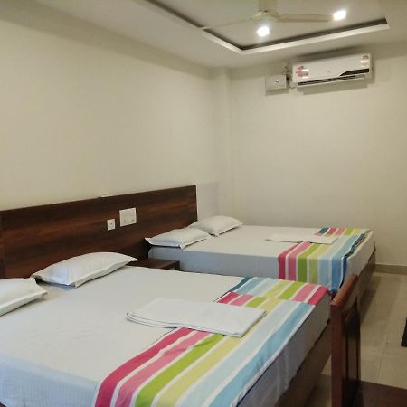 Tirur Tourist Home Bagian luar foto